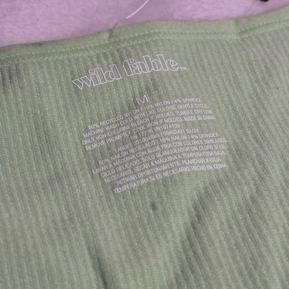 Wild Fable Women's Size M Short Sleeve Seamless Crop T-Shirt Green Neon - Picture 7 of 7